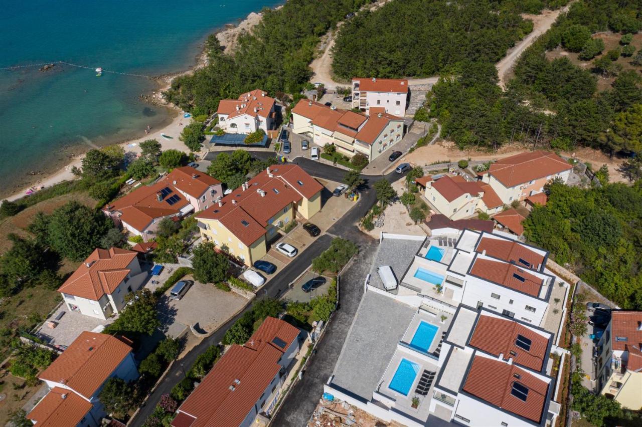 Villa Manhattan Dobrinj Exteriör bild